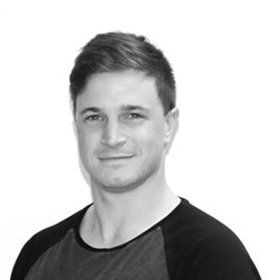 Portrait of Glen Jones, Global Head of Revenue Operations at IDEXX